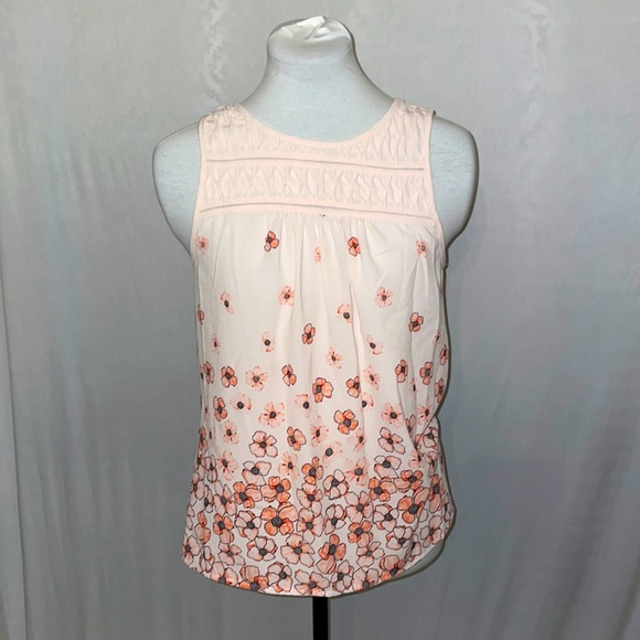 Elle Sleeveless Blouse Peach with Flowers - Picture 1 of 10